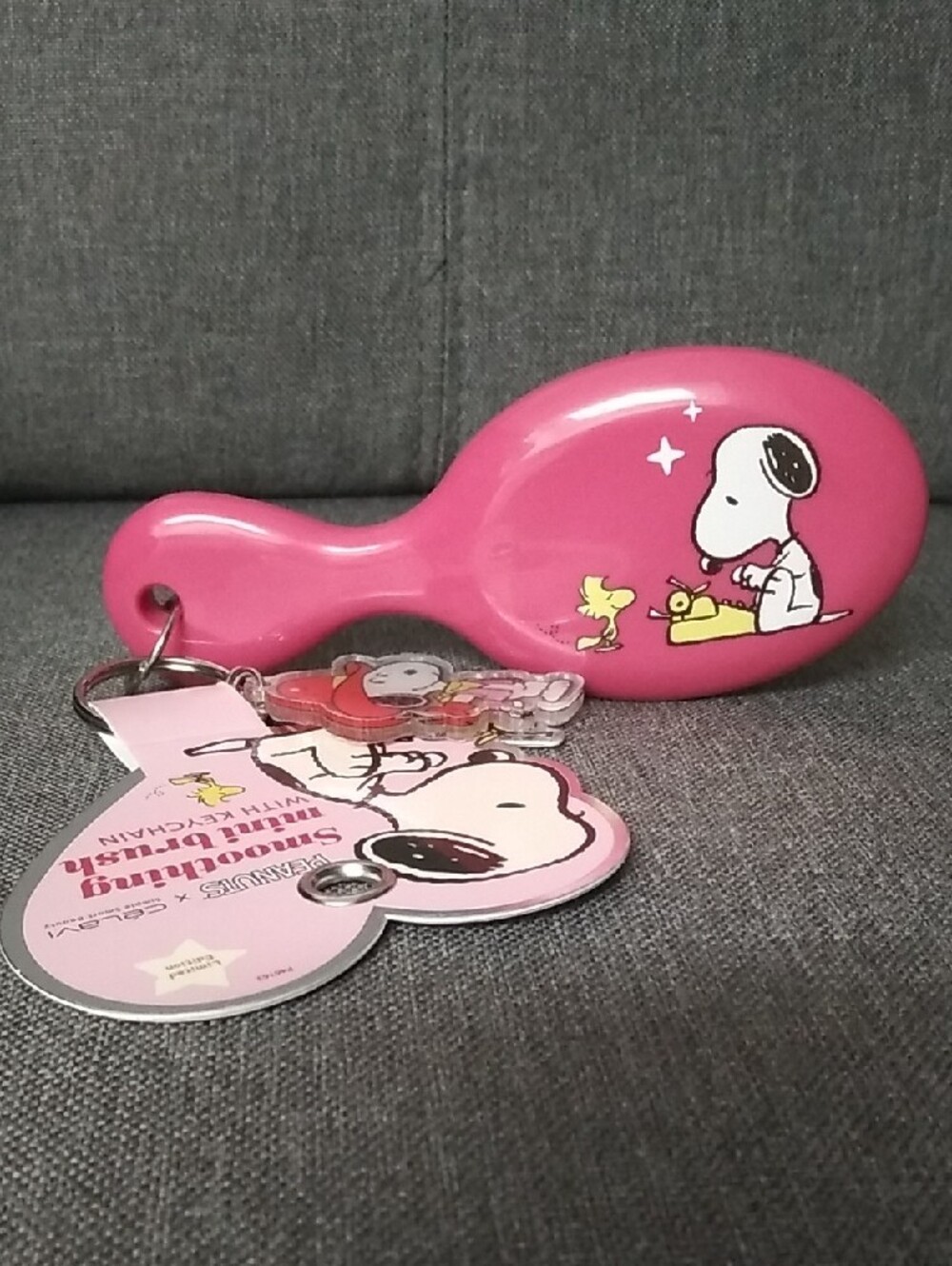 Peanuts Pink Mini Hair Brush Keychain with Snoopy Charm - Picture 2 of 3